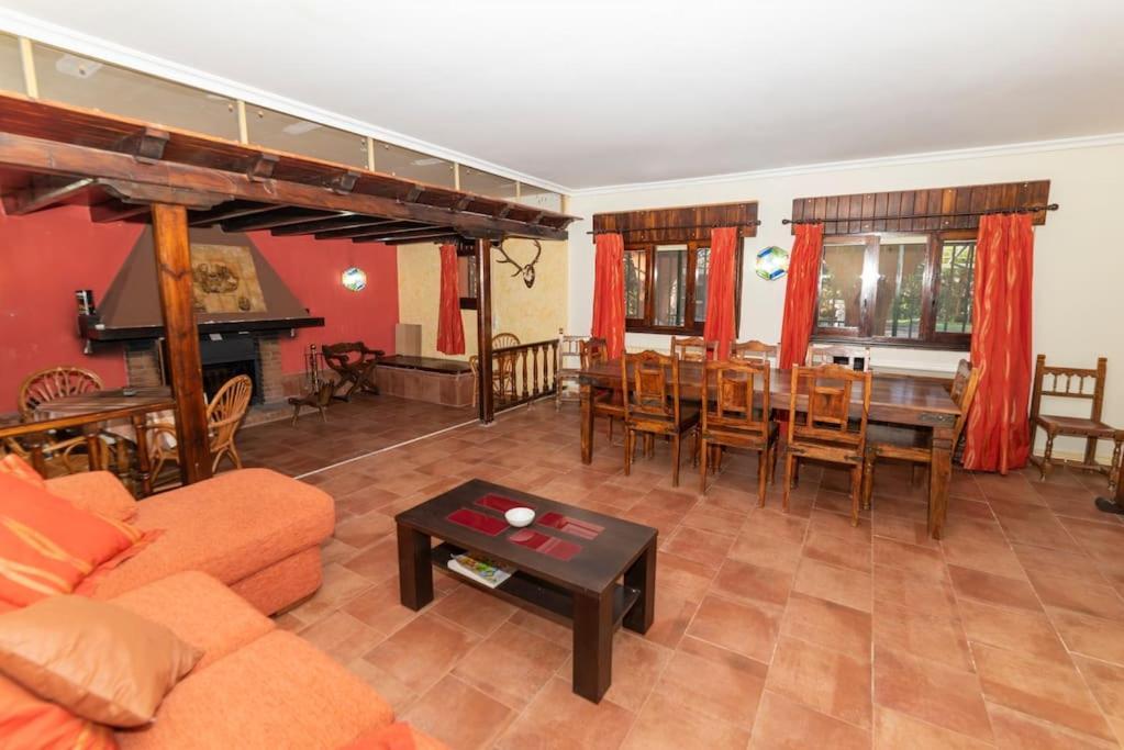 Finca El Palomar De La Vina Madrid Eksteriør billede